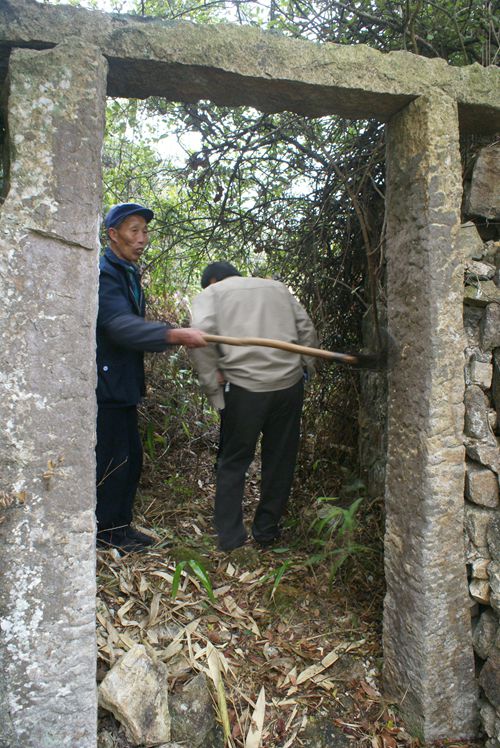 岗背海螺寨寺遗址